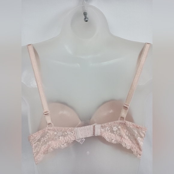 2/$30 VICTORIA SECRET Elegant Lace Trimmed Bra in Barbiecore ButterlyPink (#822) - Picture 4 of 6